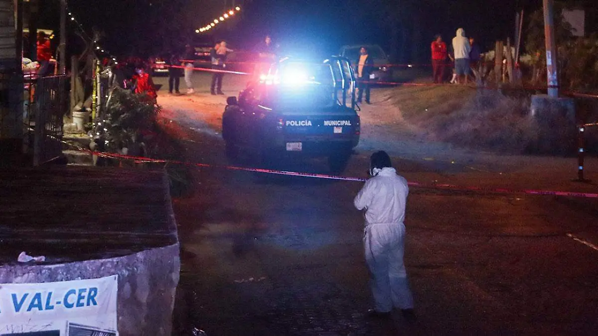 Un hombre sin vida y al menos dos personas lesionadas fue el saldo de una balacera en la colonia Bello Horizonte